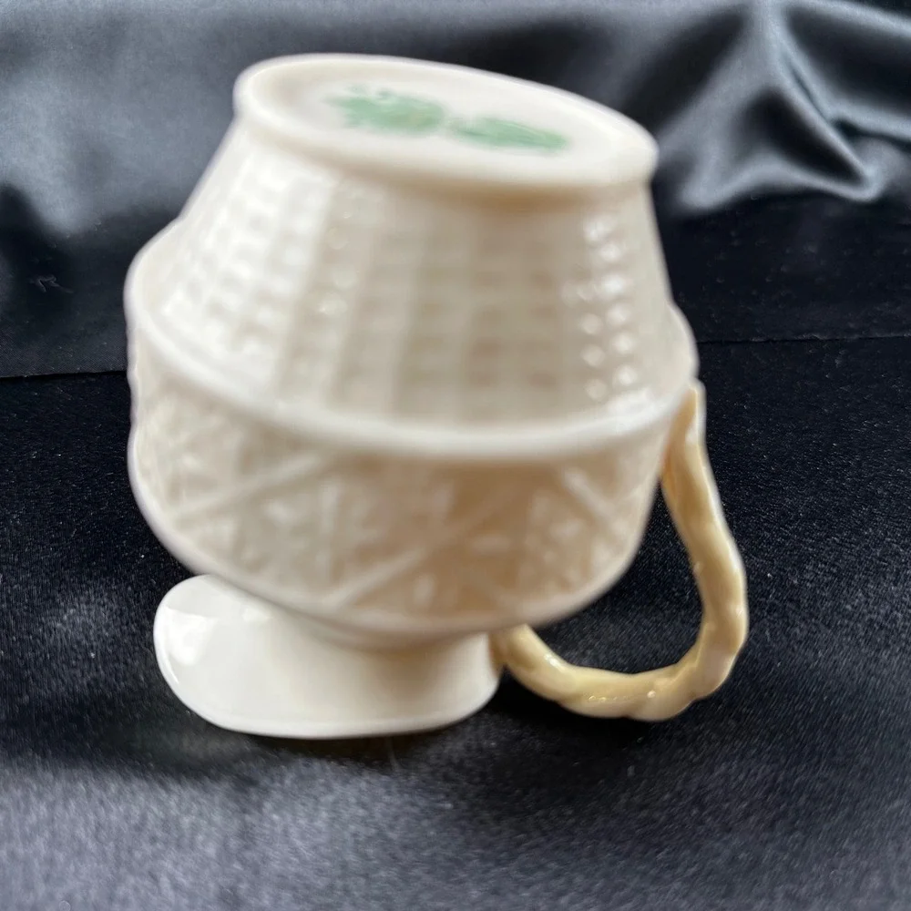 Belleek vintage 1926